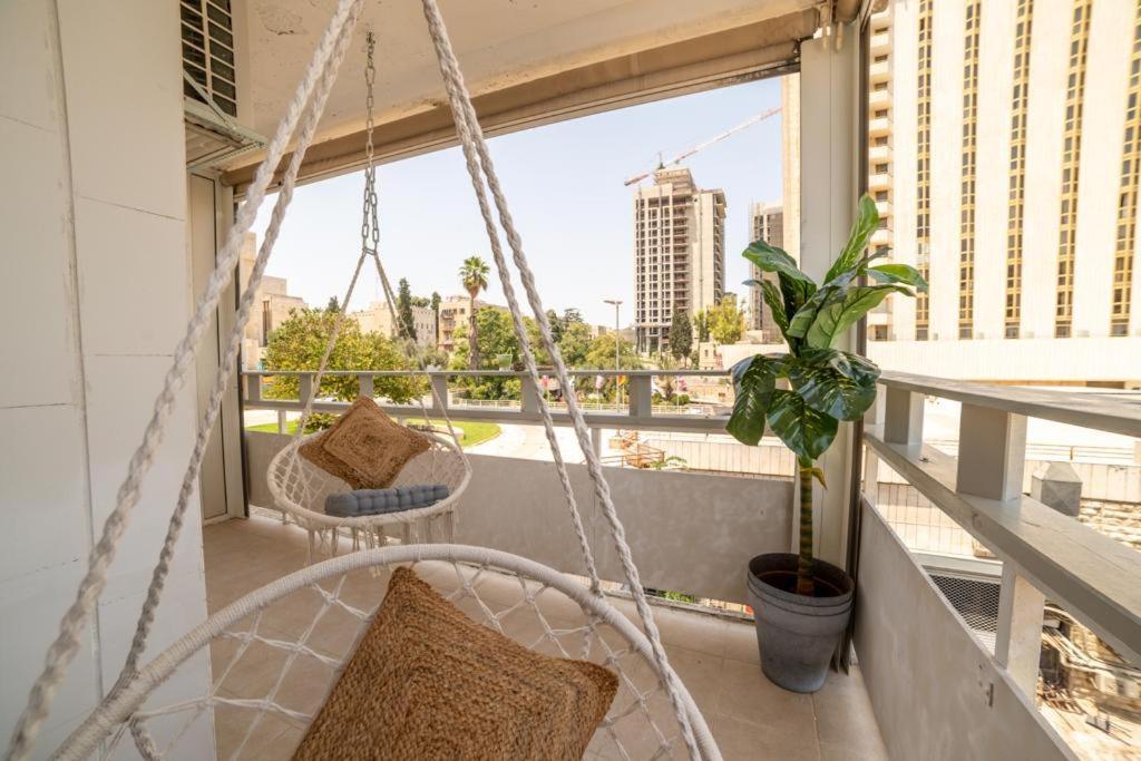 Art Apartment In Mamila - Art & View Єрусалим Екстер'єр фото