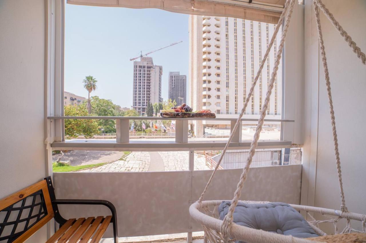 Art Apartment In Mamila - Art & View Єрусалим Екстер'єр фото