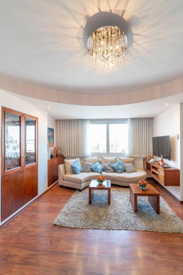 Art Apartment In Mamila - Art & View Єрусалим Екстер'єр фото